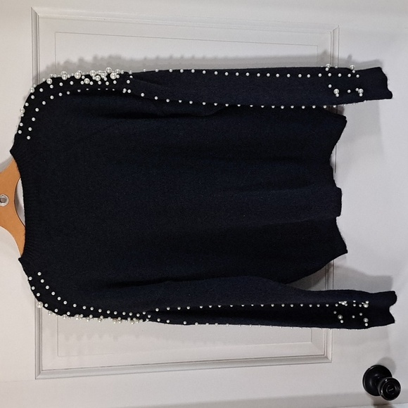 GeeGee Pearls Embellished Chunky Knit Cozy Statement Stylish Soft Sweater - Picture 13 of 14